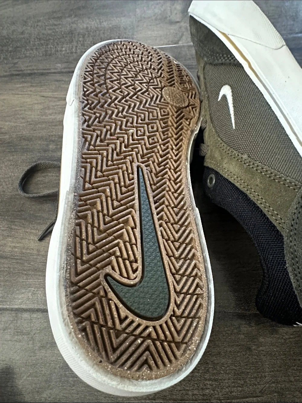 Nike SB Boys size 6.5